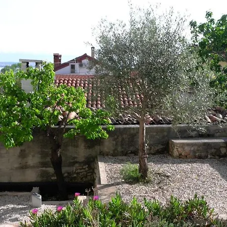 Le Refuge Hébergement de vacances *
